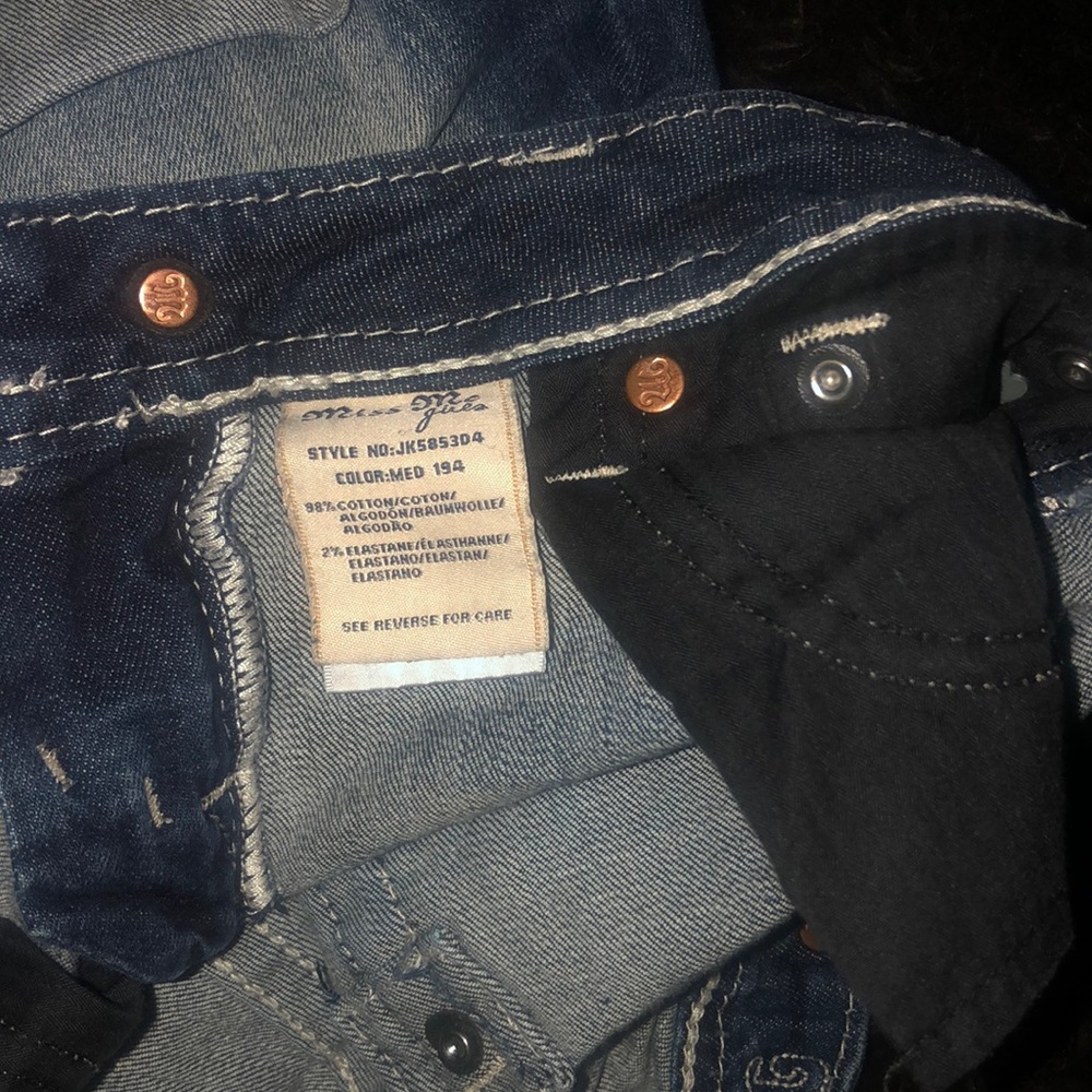 Shorts - Picture 4 of 4
